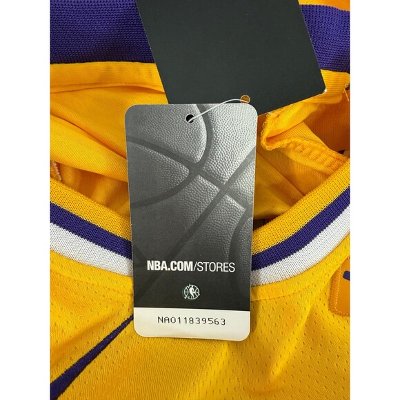 Nike NBA Los Angeles Lakers LeBron James #23 Jersey NWT - Picture 10 of 10